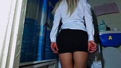 18 Girl Plays In Bathroom With New Big Toy 4k Thumb