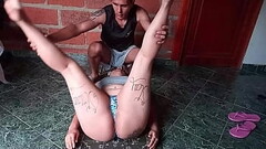 por favor no subas el video a facebook.... mi entrenador personal va a hacer mi rutina de ejercicios Thumb