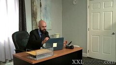 Boss gets shlong gobbled and bangs twink Thumb