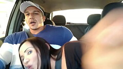Que loucura experimentar um passeio no Uber da Pickachu. Thumb