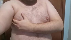 Mostrando meu corpo branco e bem gordinho Thumb