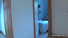 Unfaithful british mature lady sonia exposes her heavy boobies Thumb