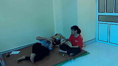 Cho bạn g&aacute_i uống thuốc k&iacute_ch dục rồi đ&egrave_ ra phang Thumb