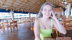 URLAUBS DATE - Deutscher Tourist trifft Spanische teen &uuml_ber EroCom zum Public Sex POV Thumb