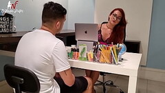Doutora safada fode com o paciente dentro do consult&oacute_rio Thumb