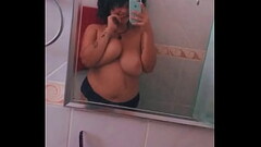 Gostosa mostrando os peitoes no instagram Thumb