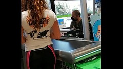 slut grocery store in leggins Thumb