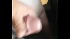 Meu amigo caminhoneiro acariciando o pau. Thumb