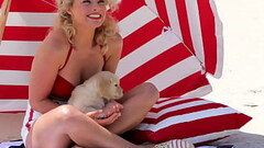 Marry Me, Margot Thumb