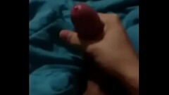 Novinho safado gozando antes da escola Thumb