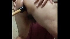 Jugando con el consolador Thumb