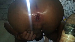 Me estir&oacute_ el ano con dildo casero Thumb
