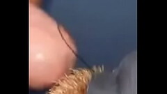 Ce jeune blanc de 30 ans me suce Thumb
