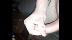 just a dude playing round Thumb