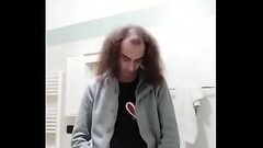 Ormai io sono un dittatore ,sono la persona pi&ugrave_ potente del mondo .E la mia bellezza non ha e Thumb
