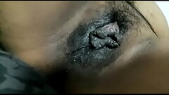 MI NOVIA DE LABIOS GRUESOS SE TOCA HASTA QUE SE VIENE Y DEJA SU VAGUINA PALPITANDO Thumb
