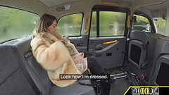 young and horny teen plays in the car Thumb