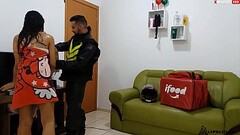 ENTREGADOR DE APLICATIVO TRANSANDO COM GOSTOSAS QUE PEDIU LANCHES ( videos completos em xvideos RED  Thumb