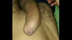 Me toco y masturbo gran pene grueso con ganas de ser montado Thumb