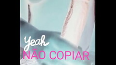 Loira Casada Treinando no Consolo Ricard&atilde_o Negro Thumb