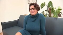 ENORMOUSLY TITTED Teresa wants a little make-up sex with her ex Thumb