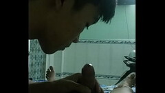 Bot d&acirc_m b&uacute_ cặt, n&uacute_t d&aacute_i Thumb