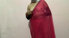 सिमरन भाभी ने साड़ी उतार दी Thumb