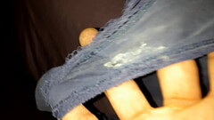 Smelling sister in law'_s panties Thumb