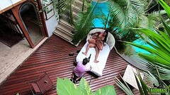 Por tr&aacute_s das c&acirc_meras do grande encontro para sua primeira grava&ccedil_&atilde_o com su Thumb