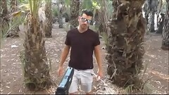 An Israeli man sucks a big cock for an Israeli man Thumb