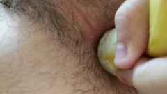 Levando Banana no cuzinho Thumb