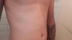 Novinho magrinho molhadinho cheio de tes&atilde_o Thumb