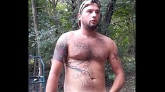 Outdoors Huge fast cumshot at work, so horny. Thumb