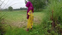 साढुवाईन को खेत मे बुलया और फिर Thumb