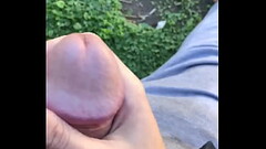 Argentino se masturba al aire libre Thumb