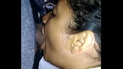 Mamando verga en el ba&ntilde_o Thumb