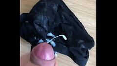 i cum all over my straight friend'_s cum-stained underwear Thumb