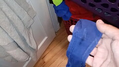 Smelling Dirty panties Thumb