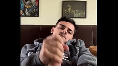 Lucas nobre se gozando todo tt - @lukinhas sex Thumb