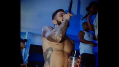 Jogador GABIGOL com a ROLA DURA NO UNIFORME Thumb