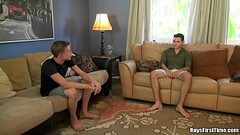 Lil twink takes big cock for first time - Reality Dudes Thumb