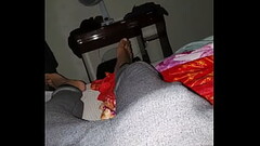 Eu luquinhas na noite mega exitado de cal&ccedil_a moletom sem cueca Thumb