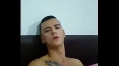z&eacute_ droguinha mamando Thumb