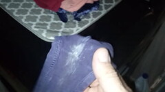 Smelling sister in law'_s panties Thumb