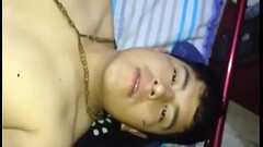 Hombre masturb&aacute_ndose caliente Thumb