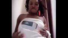 Instagram @richmom ke MILF looking for a sugar boy with BBC Thumb