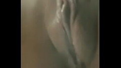 Sexy babe frrom Zimbabwe plays with wet pussy Thumb