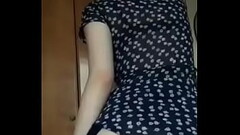 Chica Sexy Con Vestido Se Sienta G&uuml_erita Thumb