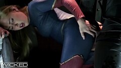 WickedParodies - Supergirl Seduces Braniac Into Anal Sex Thumb