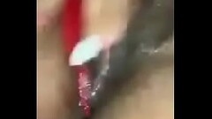 She wet wet Thumb